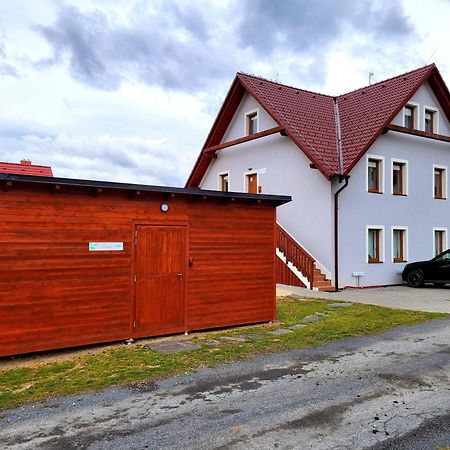 Apartmany Louka Vaclavov u Bruntalu Zewnętrze zdjęcie